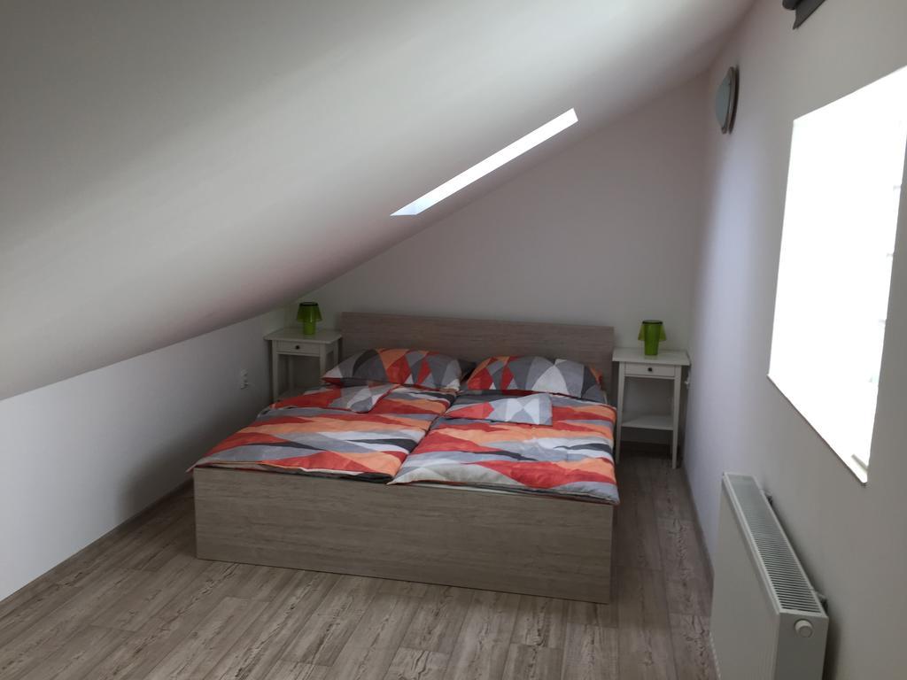 Apartment Lidicka Slavkov, 4 Person Slavkov u Brna Exteriör bild